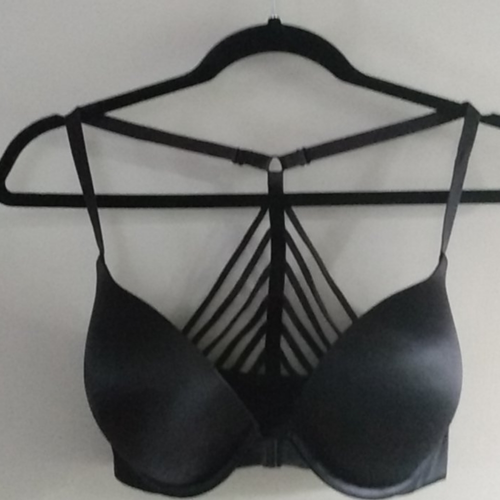 Victoria's secret very sexy push up Bra sz 32DDD